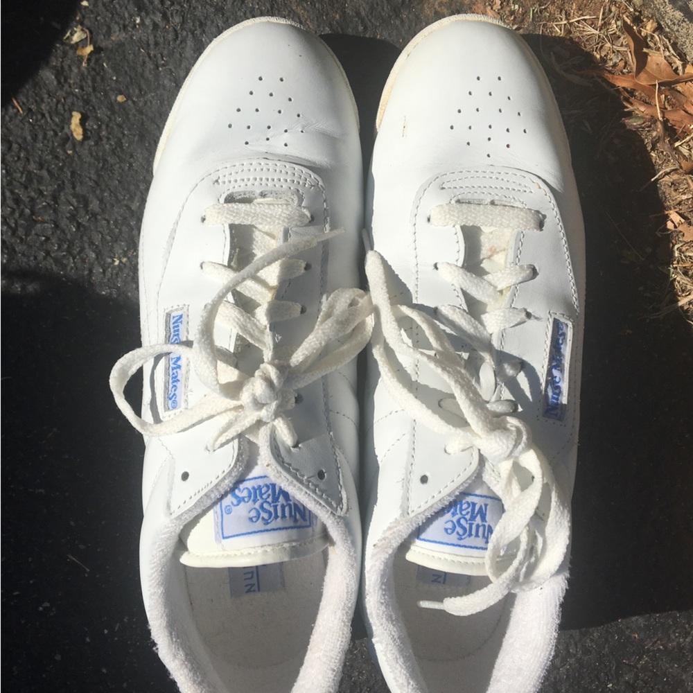 Nurse Mates Sneaker Style Work Shies WORN ONCE!